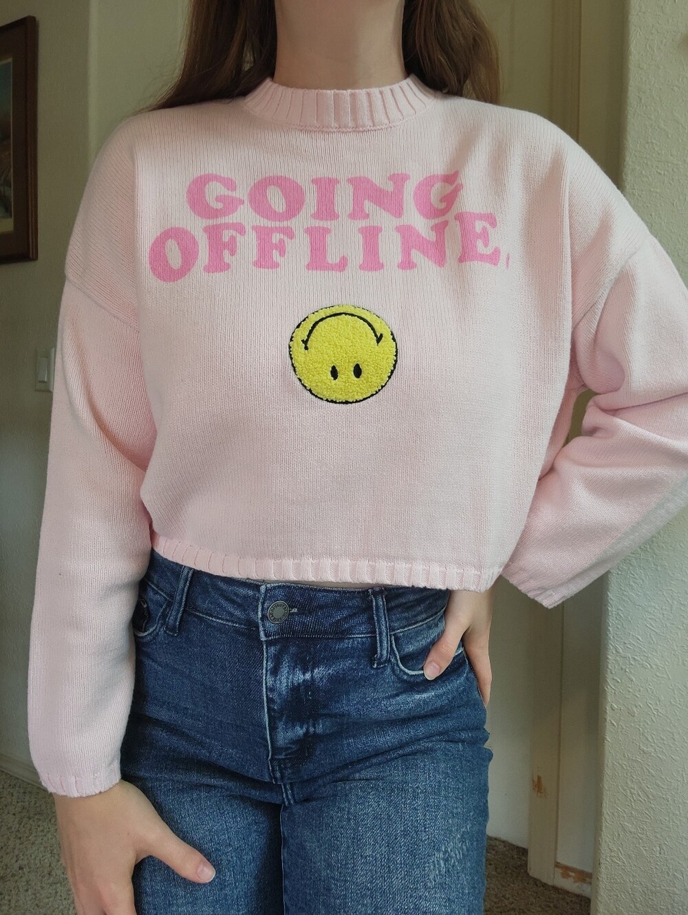 Moon & Madison Going Offline Pink Smiley Pullover Sweater Women's Size XS